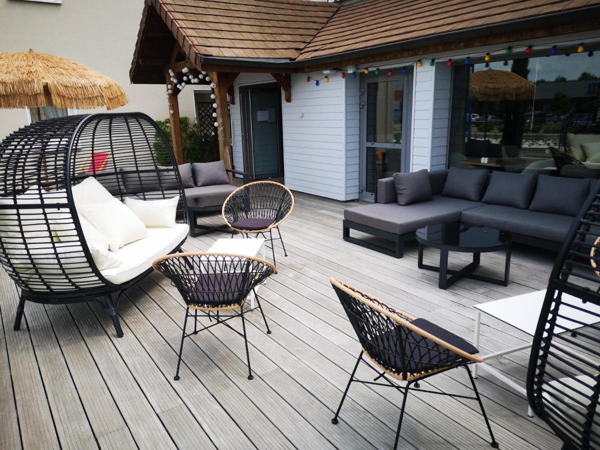 Le Konine - Hotel & Bar & Restaurant Montceau-les-Mines Buitenkant foto